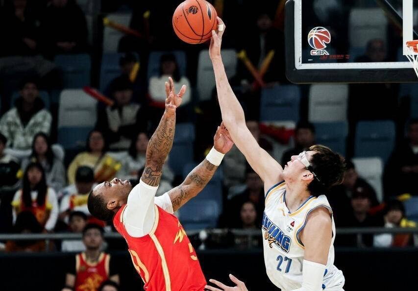 关于里程碑夜！波士顿凯尔特人绝杀压哨；意大利杯今晚刷纪录；压力陡增；细节决定成败的信息