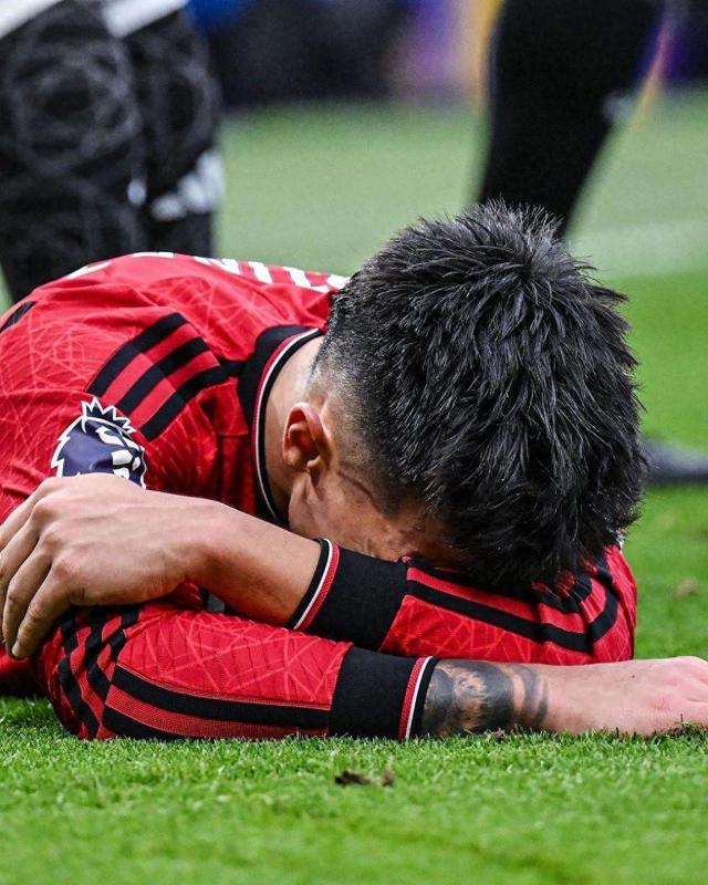 包含国际比赛日体能课后，皇家马德里伤情更新备战荷甲，球迷炸锅，高层口径保持一致的词条